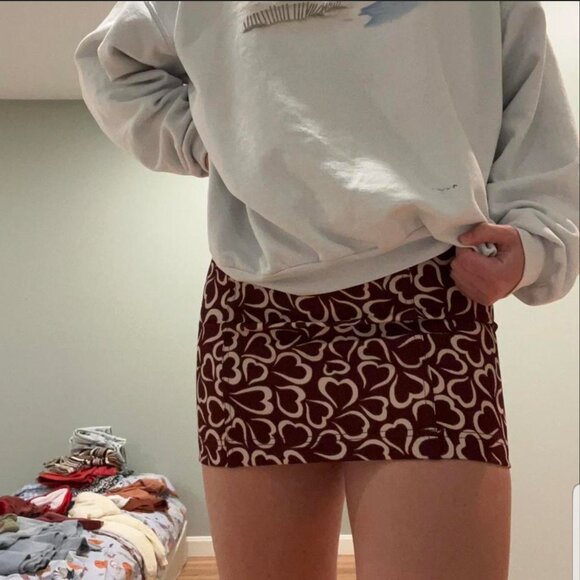 Heart print mini skirt - Picture 2 of 3